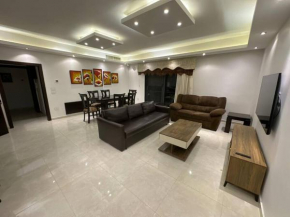 2 En-suite Rooms, Central & Spacious